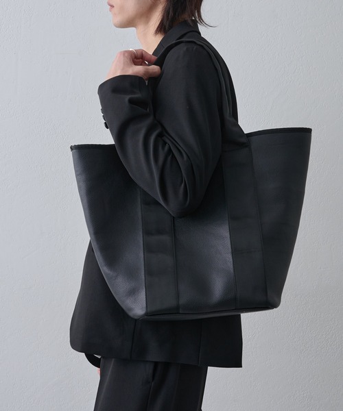 COLONY 2139(コロニートゥーワンスリーナイン)の「シンプルラージトートバッグ(トートバッグ・メンズ・ブラック/グレー・FREE)」の5枚目の写真