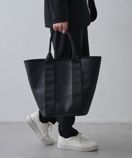 COLONY 2139(コロニートゥーワンスリーナイン)の「シンプルラージトートバッグ(トートバッグ・メンズ・ブラック/グレー・FREE)」の4枚目の写真