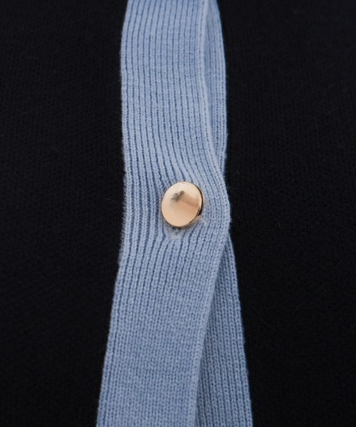 aquagarage（アクアガレージ）の「バイカラーカーディガン（カーディガン/ボレロ・レディース・ネイビー/ベージュ/ブラック・M/L）」の4枚目の写真