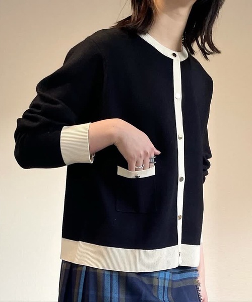 aquagarage（アクアガレージ）の「バイカラーカーディガン（カーディガン/ボレロ・レディース・ネイビー/ベージュ/ブラック・M/L）」の16枚目の写真
