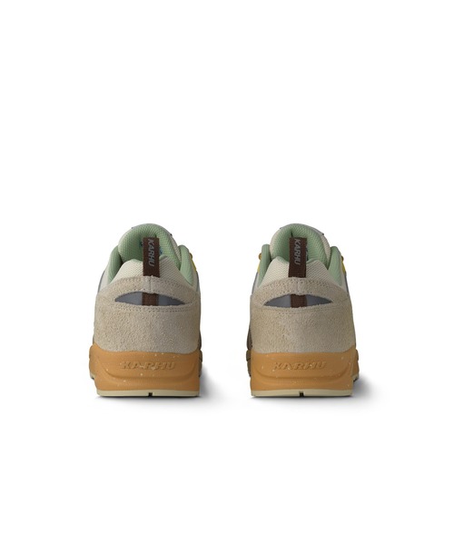 Karhu Legacy 96 Mystic Forest Rain Forest Plum Perfect