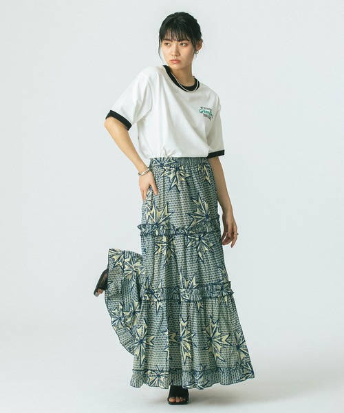 ROSE BUD（ローズバッド）の「(mag.by c)PRINT TIERED SKIRT（スカート・レディース・ブルー/ブラウン・ONE SIZE）」の16枚目の写真