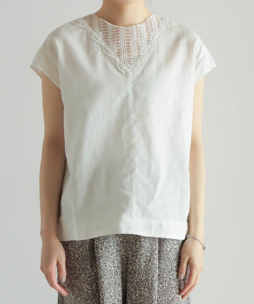 NOMBRE IMPAIR（ノンブルアンペール）の「チュールパーツ付キ綿麻　フレンチブラウス（シャツ/ブラウス・レディース・ブラック/ホワイト・FREE）」の11枚目の写真