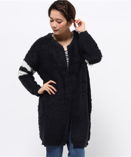 CIAOPANIC（チャオパニック）の「【Ciaopanic】　モヘア混ループ編みlongC/D（カーディガン/ボレロ・レディース・オフホワイト/グレー・FREE）」の2枚目の写真