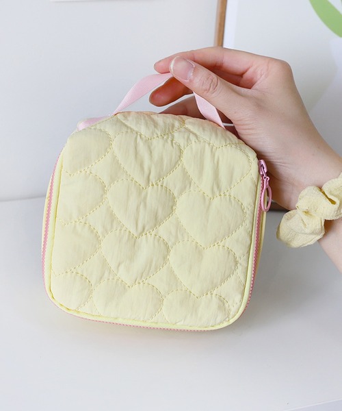 P.CALM ホワイト キルティングポーチ CERCA｜Pochi Pouch/(W)花柄 キルティング ポーチ | Rakuten