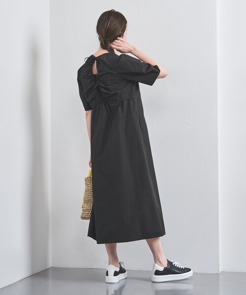 UNITED ARROWS（ユナイテッドアローズ）の「オープン バックリボン ワンピース（ワンピース・レディース・ブラック/オリーブ・36/38）」の10枚目の写真