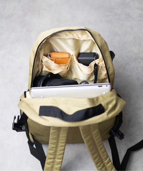 CONVERSE（コンバース）の「【RS】【CONVERSE】LOGO PRINT BACK PACK（バックパック/リュック・レディース・ブラック系その他/ベージュ/ブラック・FREE）」の11枚目の写真