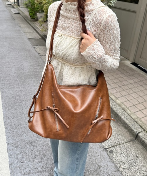 Loueme（ルエム）の「ヴィンテージライク2WAYリボンショルダーバッグ（ショルダーバッグ・レディース・ブラウン/ダークブラウン/ブラック・FREE）」の14枚目の写真