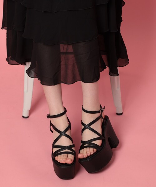 cs T&P（シーエスティーアンドピー）の「厚底レースアップサンダル（サンダル・レディース・ホワイト/ブラック系1/シルバー/ブラック/レッド系3・S/M/L/LL）」の21枚目の写真