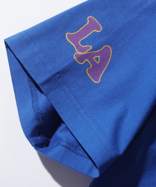 XLARGE(エクストララージ)の「FLOWER S/S TEE(Tシャツ/カットソー・メンズ・ブラック/ブルー/ホワイト・S/M/L/XL)」の5枚目の写真