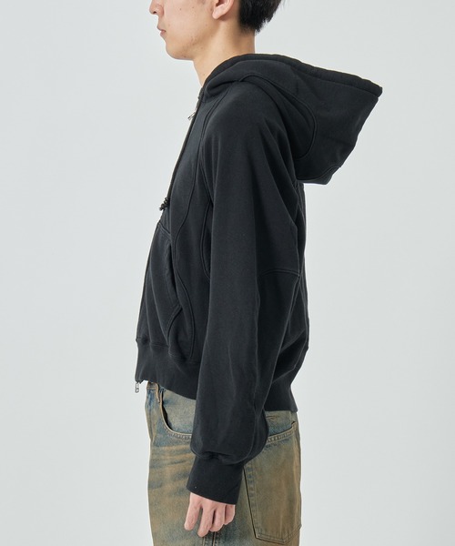 PANELLED ZIP UP HOODIE（パーカー）｜NVRFRGT（ネヴァーフォーゲット