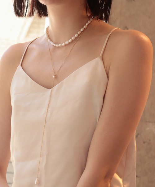 NOIR DE POUPEE(ノワールドプーペ)の「beau temps K14GF 淡水パール バロックショート ネックレス(ネックレス・レディース・ホワイト・FREE)」の4枚目の写真