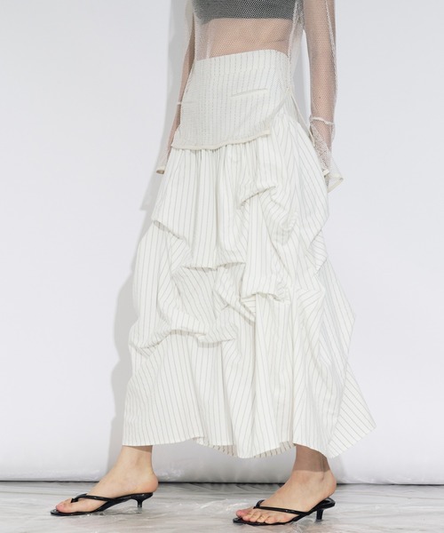 Ezick(エジック)の「Assorted Tuck ボリュームタックスカート/setup対応(スカート・レディース・グレー/ブラック/ブラック系その他/オフホワイト・FREE)」の2枚目の写真