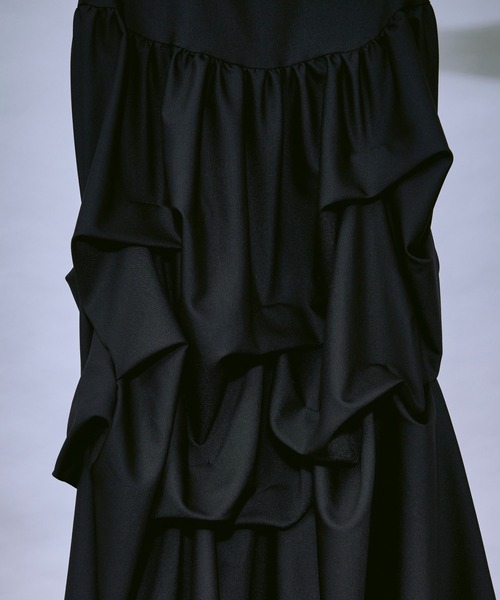 Ezick(エジック)の「Assorted Tuck ボリュームタックスカート/setup対応(スカート・レディース・グレー/ブラック/ブラック系その他/オフホワイト・FREE)」の21枚目の写真