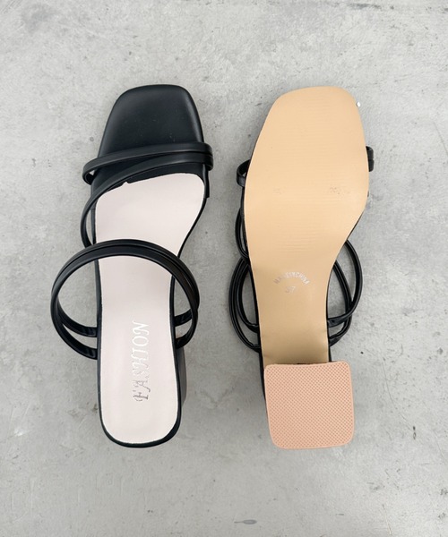 CLEA(クレア)の「ナローストラップサンダル(サンダル・レディース・ブラック/アイボリー・23.5cm/24.5/23.5/24.5cm)」の22枚目の写真