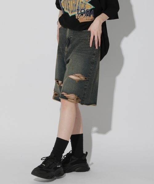 Anui（アニュイ）の「【UNISEX/2サイズ展開】カットハーフデニム（その他パンツ・レディース・ブラック/ブルー・MEDIUM/SMALL）」の12枚目の写真