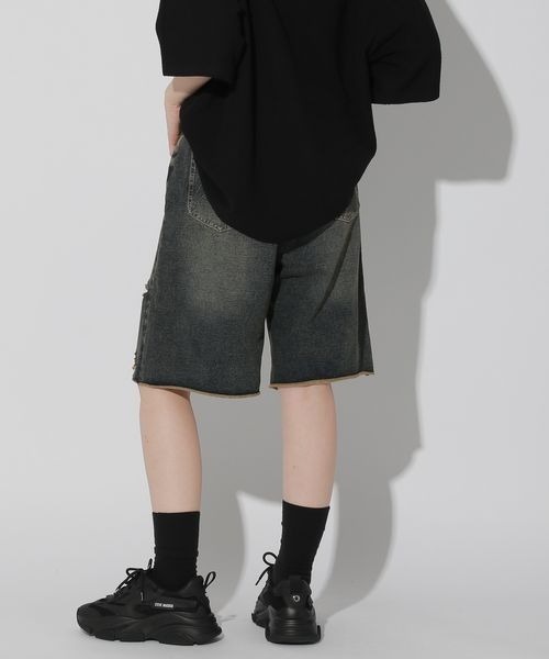 Anui（アニュイ）の「【UNISEX/2サイズ展開】カットハーフデニム（その他パンツ・レディース・ブラック/ブルー・MEDIUM/SMALL）」の13枚目の写真