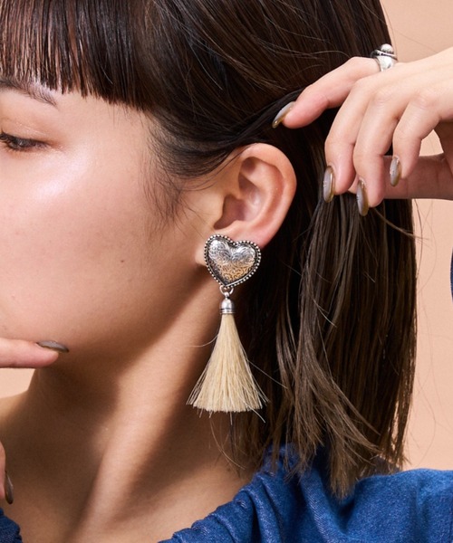 CIAOPANIC TYPY（チャオパニックティピー）の「【yuccA】アソート柄コンチョイヤリング（イヤリング・レディース・ベージュ/ベージュ系その他/ブラック系その他/ブラック・ONE SIZE）」の4枚目の写真