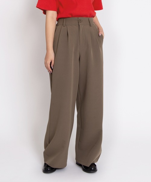 PUNYUS（プニュズ）の「2タックカラーパンツ（その他パンツ・レディース・ブラック/ブラウン/レッド・1/2/3/4）」の2枚目の写真