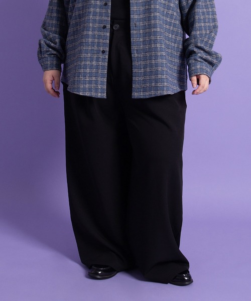 PUNYUS（プニュズ）の「2タックカラーパンツ（その他パンツ・レディース・ブラック/ブラウン/レッド・1/2/3/4）」の6枚目の写真