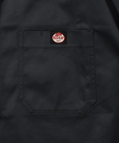 RED KAP(レッドキャップ)の「RED KAP/レッドキャップ 別注 リラックスフィット ハーフジップ ワンポイントロゴ ソリッド半袖ツイルワークシャツ/SP H/Z SS SHIRT(シャツ/ブラウス・メンズ・ベージュ/チャコールグレー/ブラック・LARGE/MEDIUM)」の20枚目の写真