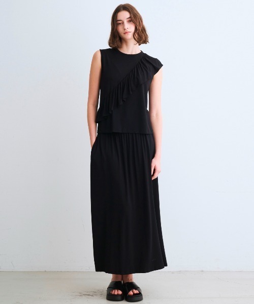 three dots（スリードッツ）の「トラベルライン ラッフルタンク（タンクトップ・レディース・ブラック/ネイビー・SMALL/MEDIUM）」の8枚目の写真