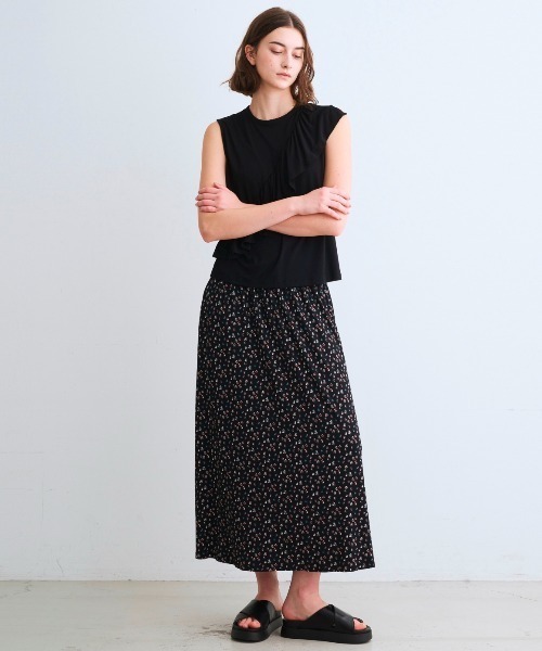 three dots（スリードッツ）の「トラベルライン ラッフルタンク（タンクトップ・レディース・ブラック/ネイビー・SMALL/MEDIUM）」の9枚目の写真