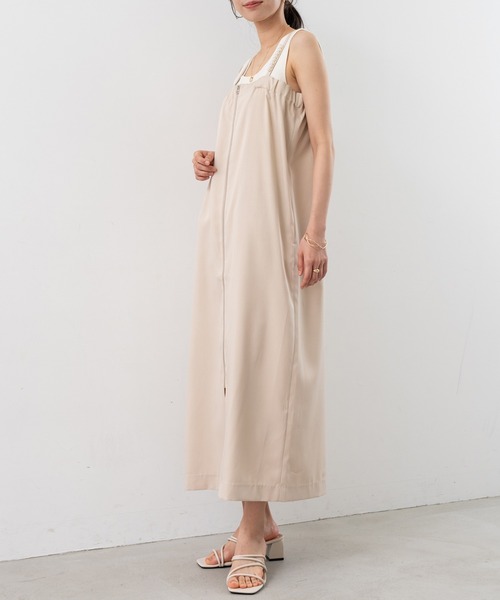 ANNA LUNA(アンナルナ)の「【ANNA LUNA】 シンプル に華やぐ パール付き ジップ キャミワンピース(ワンピース・レディース・ブラック/ベージュ・LARGE/MEDIUM)」の14枚目の写真