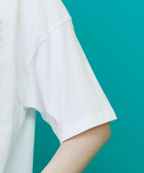 FRAPBOIS(フラボア)の「ブラケットT(Tシャツ/カットソー・レディース・ホワイト/チャコールグレー・1/2)」の5枚目の写真