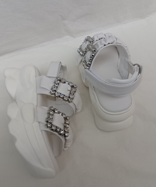 Parade（パレード）の「【厚底】ビジューバックルギャザーベルトスニーカーサンダル 7759（サンダル・レディース・ホワイト/ブラック・LL/S/M/L）」の4枚目の写真
