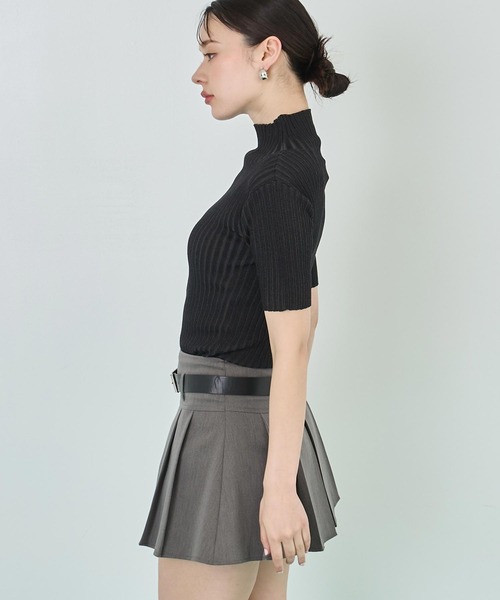 ANAP（アナップ）の「リブニットモックネックトップス（ニット/セーター・レディース・ブラック/グレー・FREE）」の4枚目の写真