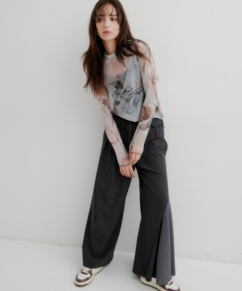 casane（カサネ）の「CASANE（カサネ）別注マーブルペイントロングスリーブカットソー（Tシャツ/カットソー・レディース・ライム/ベージュ・F）」の9枚目の写真