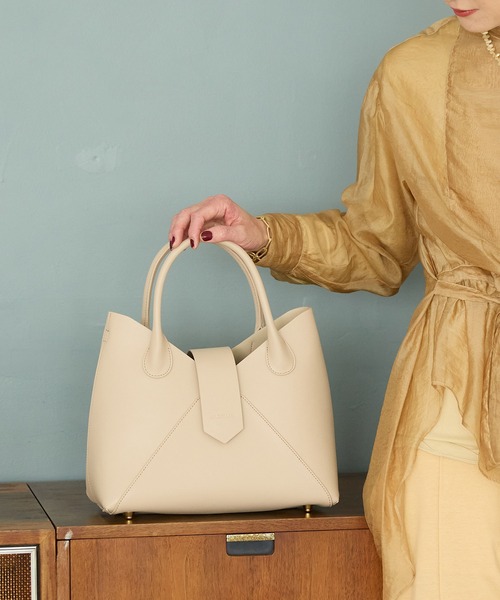 HASHIBAMI(ハシバミ)の「【HASHIBAMI】フェズ ハンドバッグ(ショルダーバッグ・レディース・ブラック/ダークブラウン/ベージュ・FREE)」の19枚目の写真