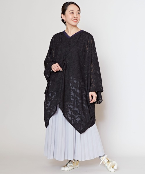 カヤ（カヤ）の「【カヤ】透かし花トップス（その他トップス・レディース・キナリ/スミクロ/ライトブルー・FREE）」の18枚目の写真