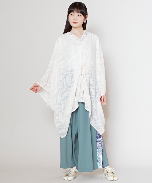 カヤ（カヤ）の「【カヤ】透かし花トップス（その他トップス・レディース・キナリ/スミクロ/ライトブルー・FREE）」の8枚目の写真