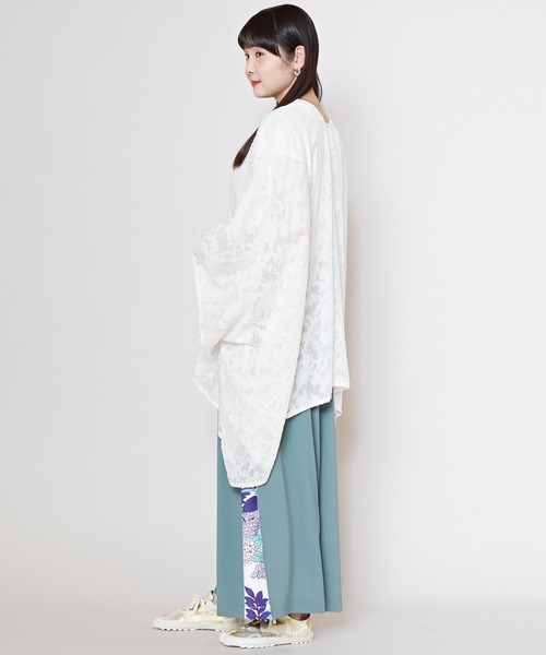 カヤ（カヤ）の「【カヤ】透かし花トップス（その他トップス・レディース・キナリ/スミクロ/ライトブルー・FREE）」の10枚目の写真