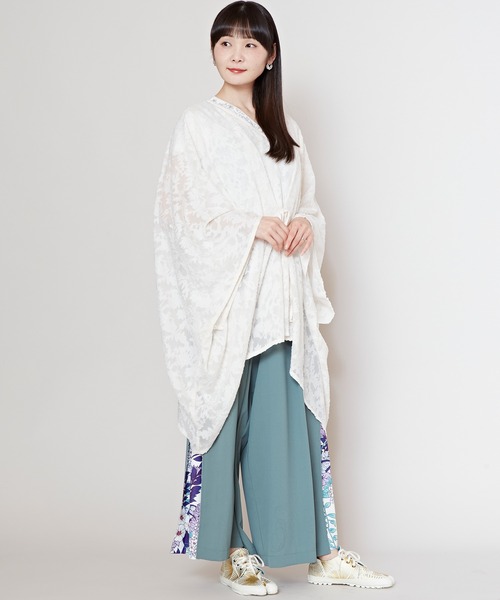 カヤ（カヤ）の「【カヤ】透かし花トップス（その他トップス・レディース・キナリ/スミクロ/ライトブルー・FREE）」の14枚目の写真