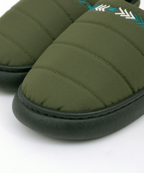 チチカカ(チチカカ)の「ネイティブ刺繍キルティングスリッポン(スリッポン・レディース・カーキ/ブラック・MEDIUM/LARGE/XX-LARGE)」の16枚目の写真