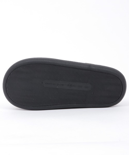 チチカカ(チチカカ)の「ネイティブ刺繍キルティングスリッポン(スリッポン・レディース・カーキ/ブラック・MEDIUM/LARGE/XX-LARGE)」の15枚目の写真