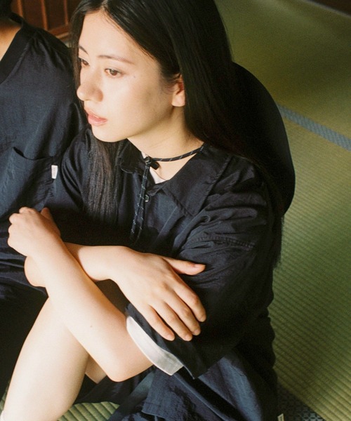 BROKEN BASE(ブロークンベース)の「4-Way Shirt SS(シャツ/ブラウス・メンズ・ネイビー/ブラック・MEDIUM/LARGE)」の5枚目の写真