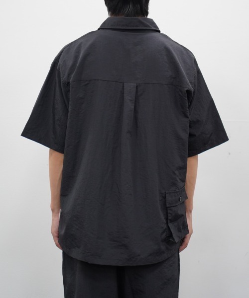 BROKEN BASE(ブロークンベース)の「4-Way Shirt SS(シャツ/ブラウス・メンズ・ネイビー/ブラック・MEDIUM/LARGE)」の12枚目の写真