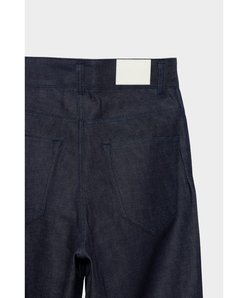 CINOH（チノ）の「HI-WAIST WIDE DENIM（デニムパンツ・レディース・ライトグレー・26）」の6枚目の写真