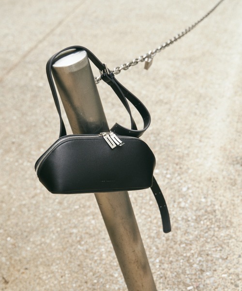 ADD CULUMN(アドカラム)の「ADD CULUMN(アドカラム) FIGRE BODYBAG(ショルダーバッグ・レディース・ブラウン/ブラック/ベビーピンク・F)」の11枚目の写真