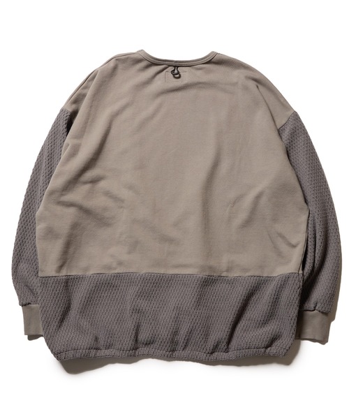 VIRGOwearworks（ヴァルゴウェアワークス）の「NEBULA HYBRID CREW SWT（スウェット・メンズ・チャコールグレー/ネイビー/ブラック・2/3/4）」の8枚目の写真