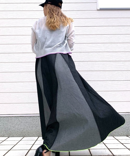 Q（キュー）の「ライトデニムバイカラーキャミワンピース（ワンピース・レディース・ブルー/ブラック・MEDIUM）」の22枚目の写真