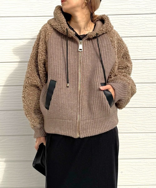 Q(キュー)の「ボアニット切替アウター(その他アウター・レディース・ブラウン/ベージュ・MEDIUM)」の2枚目の写真