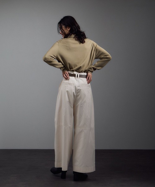 SALON adam et rope'(サロン アダム エ ロペ)の「30ゲージウールニットポロシャツ(ニット/セーター・レディース・ピンク/ベージュ/ブラック・FREE)」の7枚目の写真