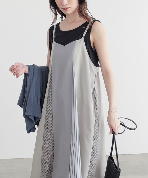n'OrLABEL(ノアールレーベル)の「『柄切替配色キャミワンピ』(ワンピース・レディース・ブラック/グレイッシュベージュ・2/1)」の7枚目の写真