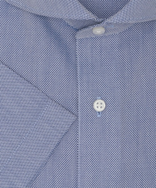 TOKYO SHIRTS(トウキョウシャツ)の「【超形態安定】形態安定ノンアイロン ホリゾンタルワイド 半袖ビジネスワイシャツ(ビジネスシャツ・メンズ・ブルー・首回り43cm/首回り41cm/首回り39cm/首回り42cm/首回り37cm)」の3枚目の写真