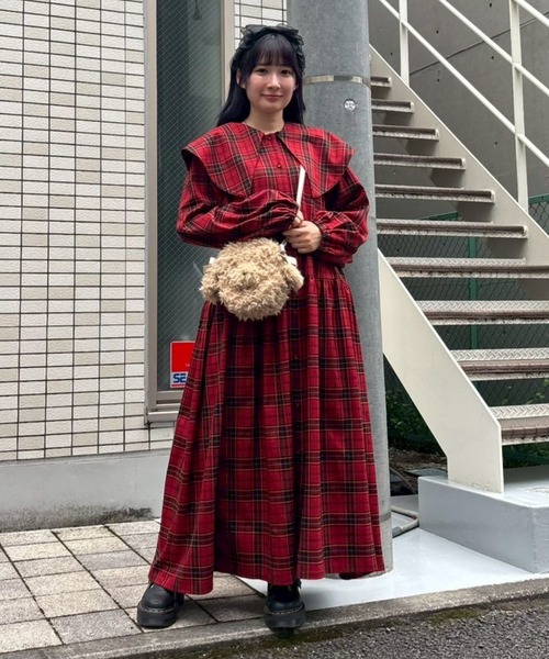 Candy Stripper（キャンディストリッパー）の「CELEBRATE BIG COLLAR ドレス（ワンピース・レディース・ブラック/レッド・FREE）」の18枚目の写真